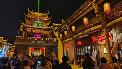 特价99，3月1日和3月2日，连续2期-云梦祥云湾，打卡江南水乡仿古建筑群，白+夜景一日游